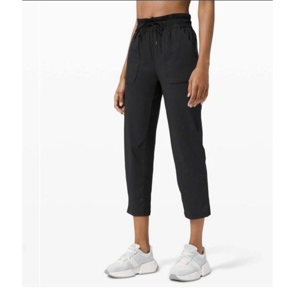 Lululemon‎ Beyond The Studio Crop Drawstring Pants Size 4 EC W6BJ6S